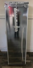 BOSCH REFRIGERATOR MODEL: KIR81 RRP £949: LOCATION - BOOTH(COLLECTION OR OPTIONAL DELIVERY AVAILABLE)