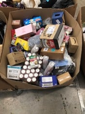 PALLET OF FOOD AND DRINK ITEMS TO INCLUDE BARRATT WHAM TASTICS, SOME ITEMS MAY BE PAST BEST BEFORE DATE: LOCATION - FLOOR(COLLECTION OR OPTIONAL DELIVERY AVAILABLE)