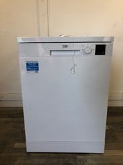 BEKO DISHWASHER: LOCATION - BOOTH(COLLECTION OR OPTIONAL DELIVERY AVAILABLE)