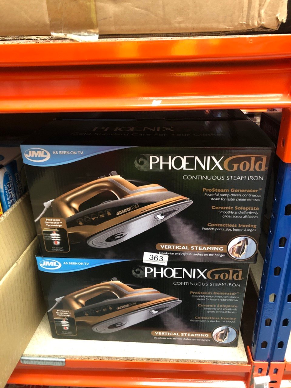 6 X PHOENIX GOLD IRON WITH BUILT-IN STEAM GENERATOR & CERAMIC SOLE PLATE EASY & SAFE: LOCATION - D RACK