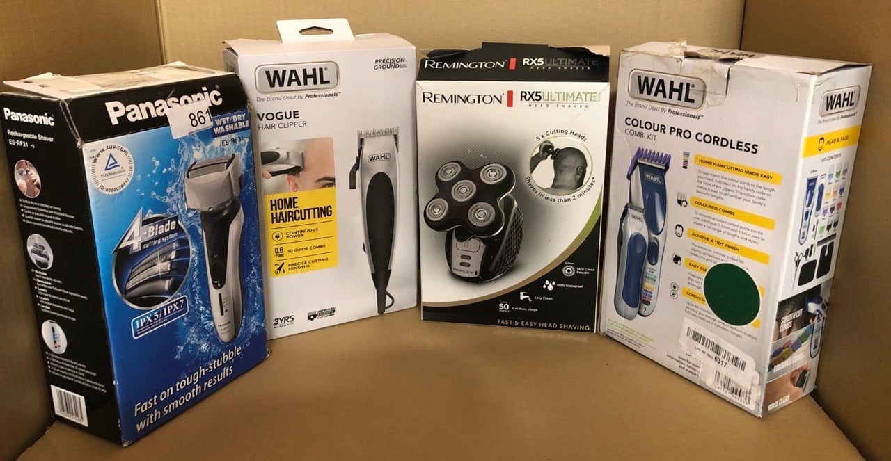 QUANTITY OF HEALTH & BEAUTY ITEMS TO INCLUDE PANASONIC ES-RF31 PREMIUM WET AND DRY 4-BLADE ELECTRIC SHAVER FOR MEN WITH FLEXIBLE PIVOTING HEAD, SILVER, : LOCATION - H RACK