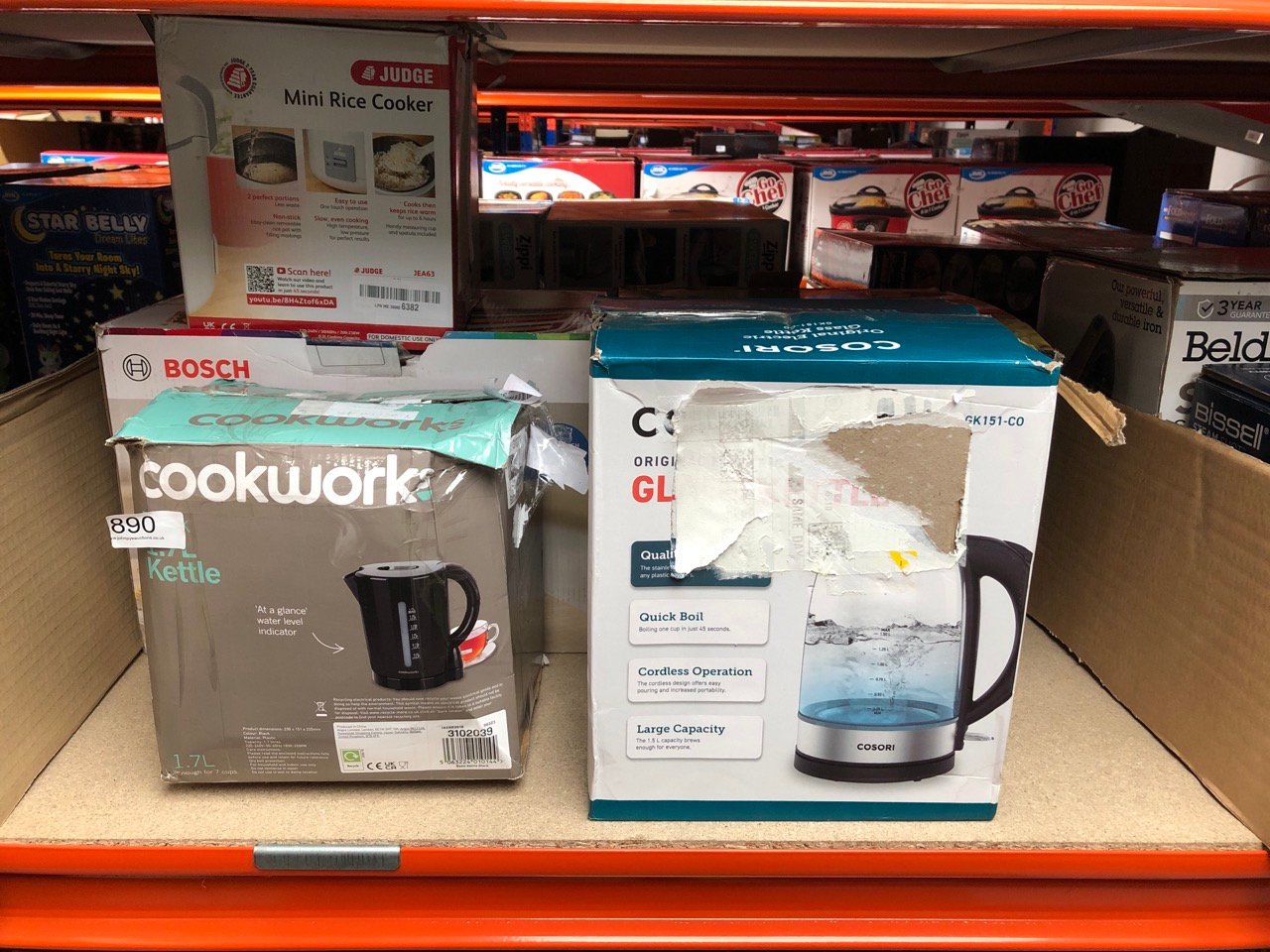 QUANTITY OF ITEMS TO INCLUDE COSORI ORIGINAL ELECTRIC GLASS KETTLE: LOCATION - H RACK