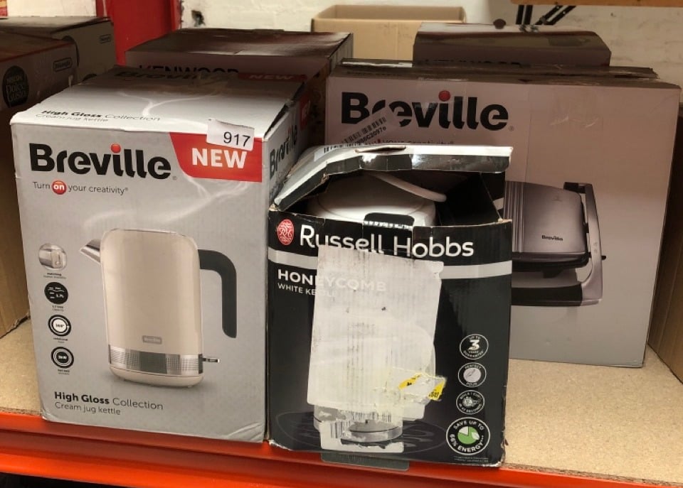 QUANTITY OF KITCHEN & APPLIANCES ITEMS TO INCLUDE BREVILLE HIGH GLOSS ELECTRIC KETTLE | 1.7L | 3KW FAST BOIL | CREAM & STAINLESS STEEL [VKT153]: LOCATION - I RACK