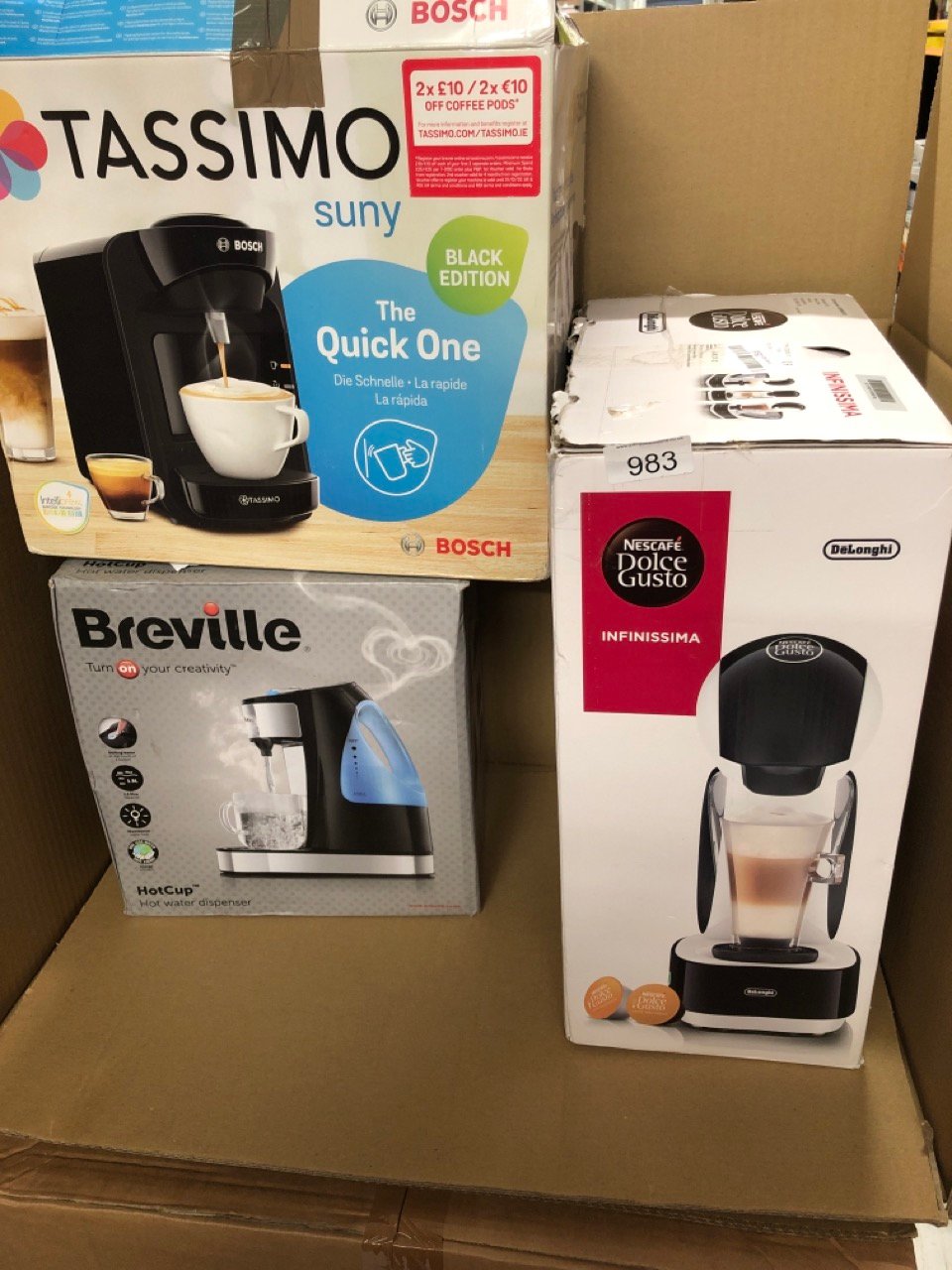 QUANTITY OF KITCHEN & APPLIANCES ITEMS TO INCLUDE TASSIMO BY BOSCH SUNY 'SPECIAL EDITION' TAS3102GB COFFEE MACHINE,1300 WATT, 0.8 LITRE - BLACK: LOCATION - I RACK