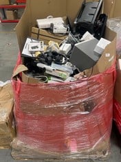 PALLET OF ASSORTED TECH TO INCLUDE HEADPHONES AND GAMING ACCESSORIES HEADPHONES IN BLACK. (WITH BOX AND UNIT ONLY)  [JPTC72245]