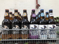 32 X BOTTLES OF ASSORTED THIRSTY CROSS TRADITIONAL SCOTTISH CIDERS TO INCLUDE WHISKY CASK SCOTTISH CIDER 500ML 6.7% (18+ PROOF OF ID) (COLLECTION DAYS MONDAY 4th NOVEMBER - WEDNESDAY 6TH NOVEMBER 9AM