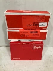 3 X ASSORTED ITEMS TO INCLUDE DANFOSS AMB ROTARY ACTUATOR - ITEM NO. 082H0213