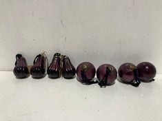 4 X NKUKU PANNEE ROUND BAUBLES - RUBY SET OF 4 PB4301 TO INCLUDE NKUKU PANNEE DROP BAUBLES - RUBY SET OF 4 PB4401 TOTAL RRP- £122.50