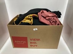 BOX OF ASSORTED ADULT CLOTHING TO INCLUDE TU TURTLE NECK CROP SWEATER NATURAL SIZE UNKNOWN