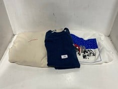 3 X ASSORTED CLOTHING ITEMS TO INCLUDE LEE MINNESOTA GRAPHIC PULLOVER JUMPER IN WHITE - SIZE L