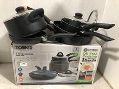 ASSORTED KITCHEN ITEMS TO INCLUDE TOWER ALUMINIUM 5 PIECE CERASURE PAN SET