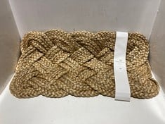 6 X PLAITED JUTE DOORMAT 450X750MM - ITEM NO. 764059 - RRP £34.95