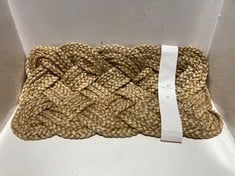 6 X PLAITED JUTE DOORMAT 450X750MM - ITEM NO. 764059 - RRP £34.95