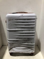 BRITISH TRAVELLER 28" SUITCASE IN WHITE