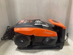 YARDFORCE COMPACT 400RIS ROBOTIC LAWNMOWER - RRP £514