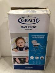 GRACO SNACK N' STOW HIGHCHAIR