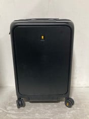 LEVEL 8 BLACK 4 WHEEL SUITCASE