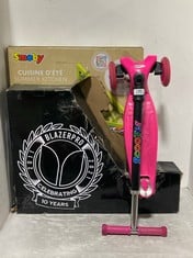 3 X ASSORTED ITEMS TO INCLUDE BLAZER PRO SCOOTER EN14619 TO INCLUDE SCOOTER FOLDABLE IN PINK