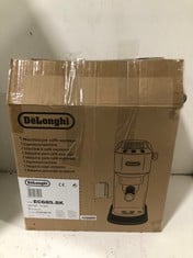 DELONGHI DEDICA STYLE TRADITIONAL PUMP ESPRESSO COFFEE MACHINE BLACK EC685.BK