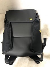 DIVOOM BACKPACK M INNOVATIVE SMART LED BACKPACK