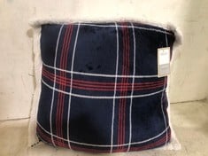 9 X CHECK FLEECE REVERSIBLE SHERPA CUSHION 45 X 45CM