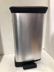 CURVER DECO BIN 50L TO INCLUDE CURVER DECO BIN 40L