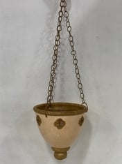 6 X STONE THE CROWS HANGING PLANTER - IVORY GOTHIC - DIAMETER 20CM - TOTAL RRP £144