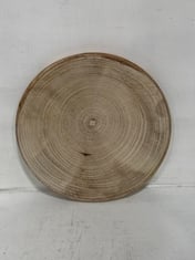 24 X STONE THE CROWS LARGE ROUND PLATTER - DIAMETER 34CMS - TOTAL RRP £408