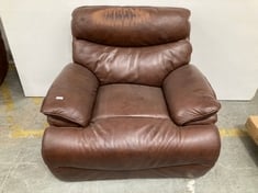 LA-Z-BOY FRANKLIN MANUAL RECLINER ARMCHAIR IN DARK BROWN LEATHER - RRP £899