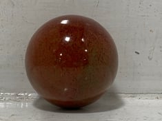 48 X STONE THE CROWS SMALL SPHERE - DIA 8CM - TOTAL RRP £192