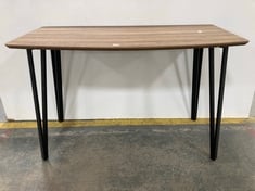 1 X STONE THE CROWS DINING TABLE IN NATURAL / STEEL