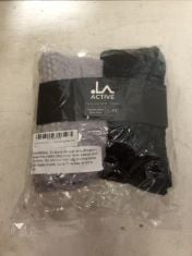 17 X LA ACTIVE FUZZY GRIP SOCKS S/M.