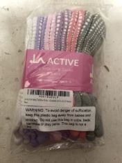 36X ASSORTED LA ACTIVE SOCKS TO INCLUDE LA ACTIVE BIG KIDS GRIP SOCKS 8-10 YEARS .