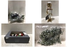 5 X ASSORTED JOHN LEWIS CHRISTMAS DECORATIONS TO INCLUDE NUTCRACKER WHITE & GOLD