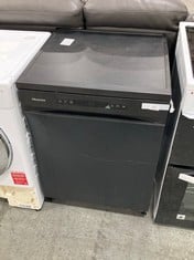 HISENSE DISHWASHER IN BLACK - MODEL NO. HS622E90BUK