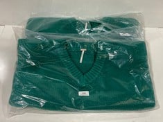 2 X WOMEN'S ALLI V NECK KNIT SWEATER IN COLOUR GREEN - SIZE S - TOTAL RRP £280