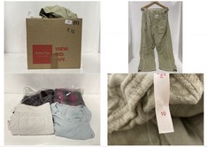 15 X WOMEN'S ASSORTED CLOTHING IN SIZE M TO INCLUDE THIN LINE STRAIGHT CROP TROUSERS IN COLOUR SABLE- SIZE 10 (RRP-£88)