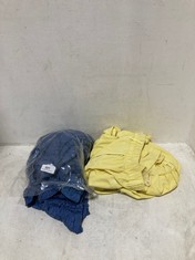 PARACHUTE CARGOS IN COLOUR MELLOW YELLOW- SIZE XL TO INCLUDE SHAYLA LACE MINI DRESS IN COLOUR BLUE- SIZE XL- TOTAL RRP £266