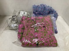 3 X WOMEN'S CLOTHING TO INCLUDE WILD ROSES CARDI IN COLOUR GREY- SIZE L (RRP-£128)