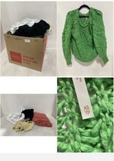 15 X ASSORTED ADULT CLOTHES SIZE XS ITEMS TO INCLUDE IN A SWIRL PULLOVER JUMPER IN LIME - SIZE XS