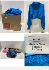 15 X ASSORTED ADULT CLOTHING ITEMS TO INCLUDE TURTLE NECK CROPPED KNIT PULLOVER JUMPER BLUE - SIZE M