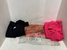 3 X ASSORTED ADULT CLOTHING ITEMS TO INCLUDE MIDNIGHT PULLOVER KNIT CARDIGAN IN PEACH - SIZE XS - TOTAL RRP £409