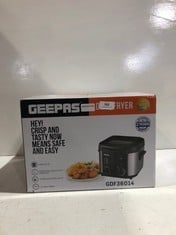 GEEPAS DEEP FAT FRYER - 3L STAINLESS STEEL FRYER WITH VIEWING WINDOW - EASY CLEAN, NON-STICK OIL TANK - ADJUSTABLE TEMPERATURE CONTROL WITH 30 MIN TIMER - 2180W, 3L BLACK & SILVER.