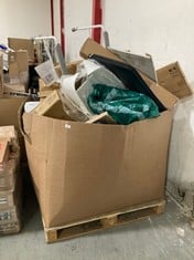 PALLET OF ASSORTED ITEMS TO INCLUDE AIDAPT SHOWER STOOL WITH BACK AND PADDING TO INCLUDE NRS ZIMMER FRAME - WALKING AID (ZONE 2) (KERBSIDE PALLET DELIVERY)