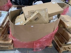 PALLET OF ASSORTED ITEMS TO INCLUDE PAWHUT DIY PET PLAY PEN - MODEL NO. D06-055 TO INCLUDE FERPLAST SMALL ANIMAL HABITAT CAGE (ZONE 3) (KERBSIDE PALLET DELIVERY)