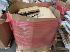 PALLET OF ASSORTED ITEMS TO INCLUDE STUDIO PRO REBOUNDER IN BLACK (ZONE 3) (KERBSIDE PALLET DELIVERY)