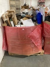 PALLET OF ASSORTED ITEMS TO INCLUDE CHELSEA RADIATOR COVER IN WHITE TO INCLUDE VIDA DESIGNS ARLINGTON MEDUM RADIATOR COVER (ZONE 4) (KERBSIDE PALLET DELIVERY)