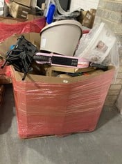 PALLET OF ASSORTED ITEMS TO INCLUDE RCB ELECTRIC SCOOTER IN PINK TO INCLUDE SAFETY 1ST BED RAIL IN DARK GREY (ZONE 4) (KERBSIDE PALLET DELIVERY)