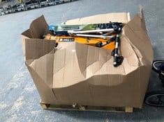 PALLET OF ASSORTED ITEMS TO INCLUDE CYCLE CARRIER LIGHTING BOARD TO INCLUDE 3 BIKE TOWBAR BIKE RACK (KERBSIDE PALLET DELIVERY)