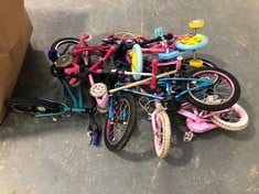 APPROX 8 X ASSORTED KIDS SCOOTERS / BIKE PARTS TO INCLUDE ROXIE MILA GIRLS BMX BIKE IN BLUE (KERBSIDE PALLET DELIVERY)